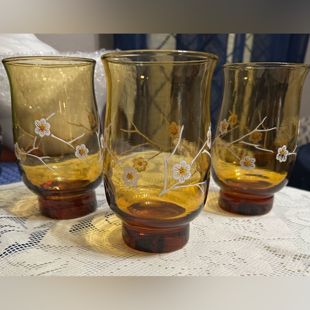 Vintage MCM 1960's Libby White Cherry Blossom Amber Brown Glasses Juice Set Of 3